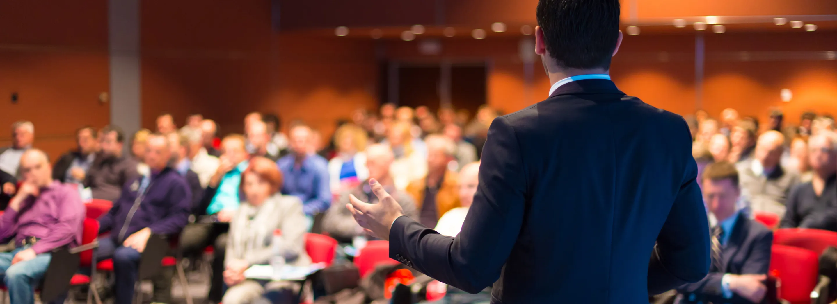 Asistentes a un evento académico de FeNaSTAC